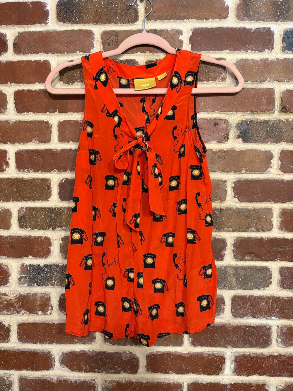Maeve Red Rotary Telephone-Print Tie-Neck sleeveless top size 2